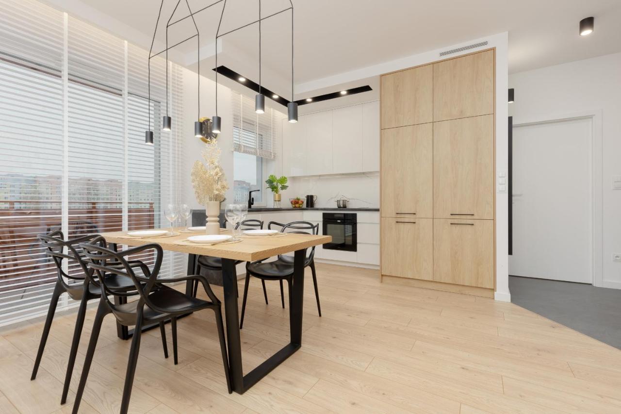 Loft Apartment With Parking In Warsaw By Noclegi Renters ภายนอก รูปภาพ